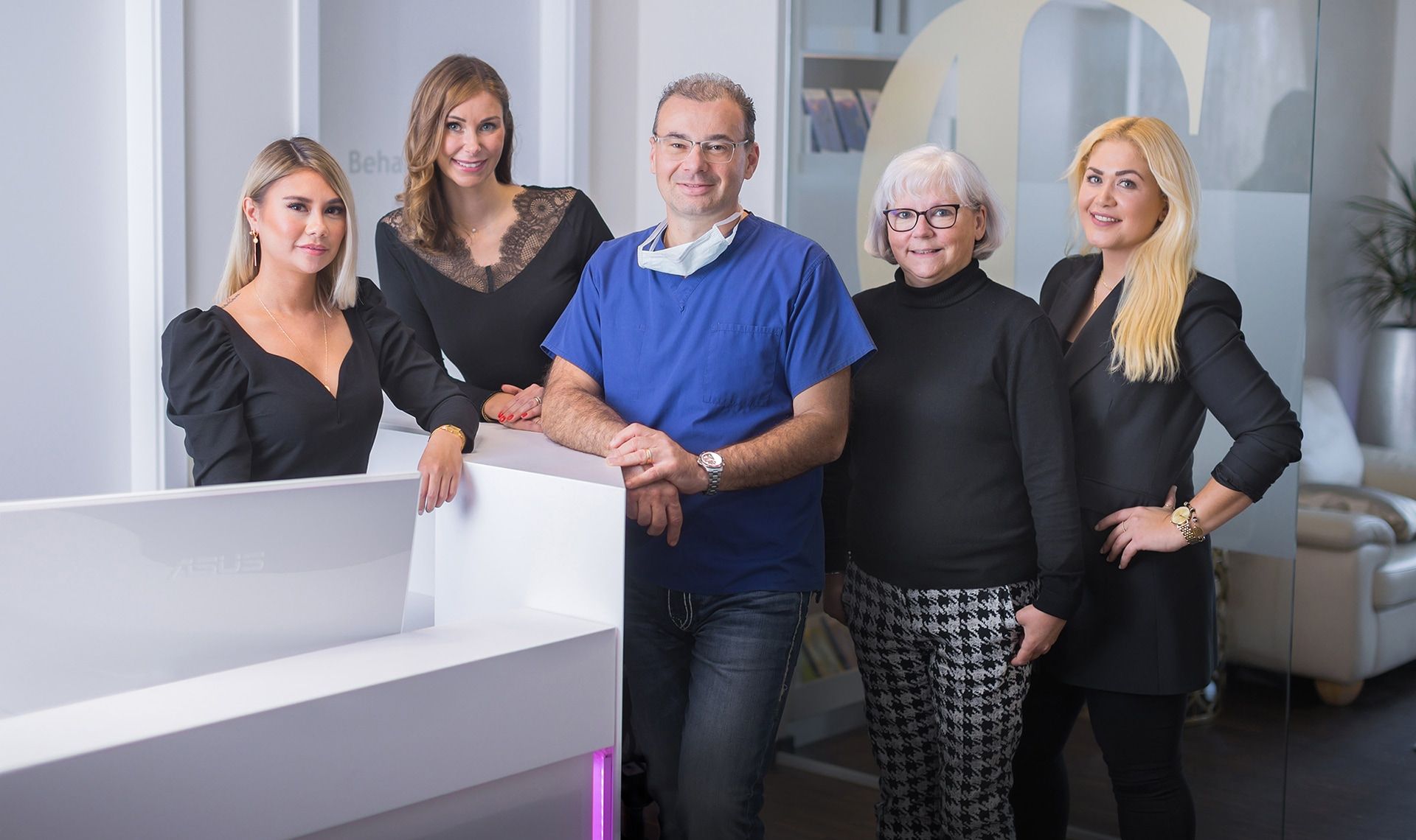 PraxisClinic Jadore Team